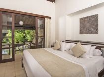 Villa Kubu Deluxe 2 bedroom, Guest Bedroom 1